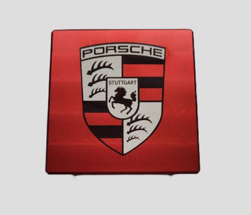 Personnalisation en deux couleurs sur aluminium anodisé — modernité et impact visuel