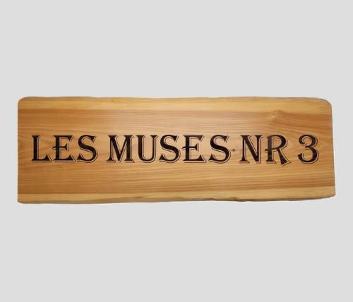 Panneau personnalisé – Nom de chalet, mayen ou immeuble